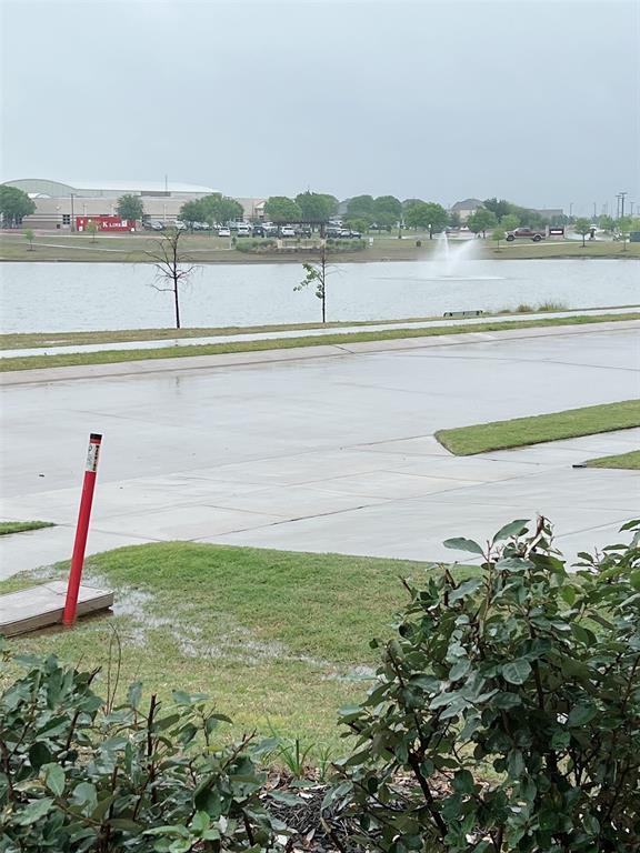 516 Taylor Drive, Fate, TX 75087 photo 3