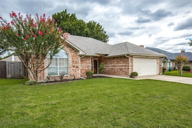 2122 Preakness Court, Arlington, TX 76017 photo 3