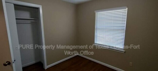 1607 Briarwood Blvd Arlington, TX 76013 photo 4