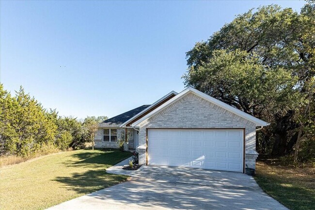 2715 San Gabriel Drive, Granbury, TX 76048 photo 3