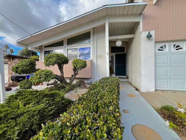 5418-5420 Baja Dr San Diego, CA 92115 photo 2