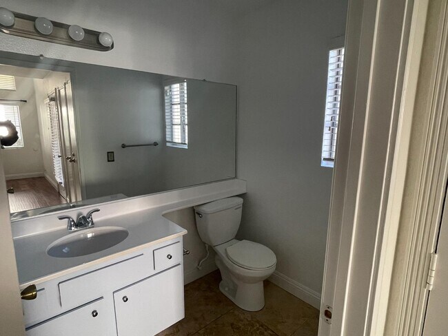740 Eastshore Terrace Chula Vista, CA 91913 photo 5