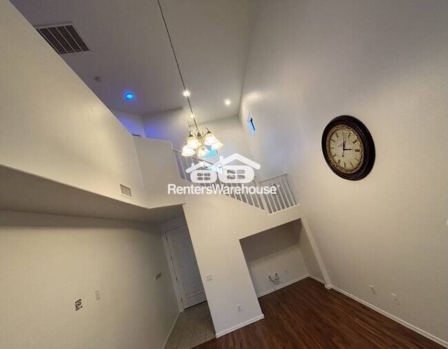 2218 W Carolina Dr Phoenix, AZ 85023 photo 5