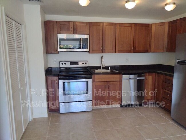 2717 S Norman St Seattle, WA 98144 photo 2