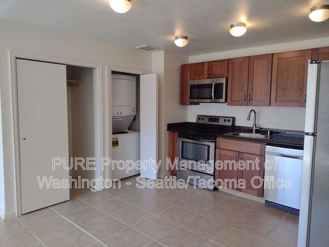 2717 S Norman St Seattle, WA 98144 photo 3