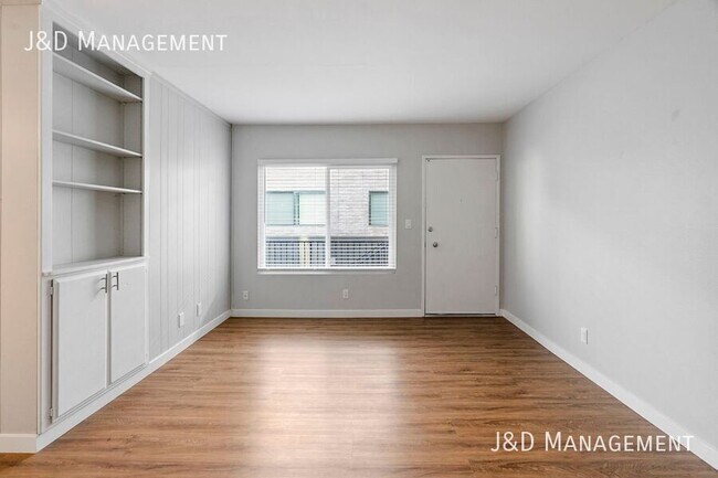4559 Hamilton St San Diego, CA 92116 photo 2