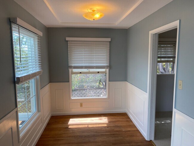 5050 Marlborough Dr San Diego, CA 92116 photo 3