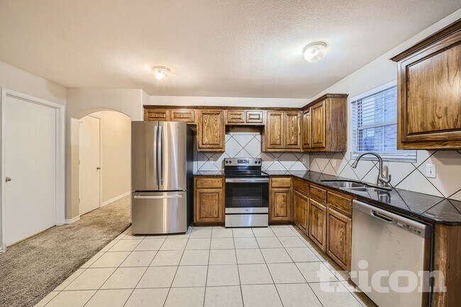 12713 Carpenter Ln Rhome, TX 76078 photo 5