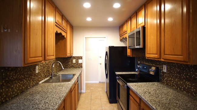 150 Saratoga Ave Santa Clara, CA 95051