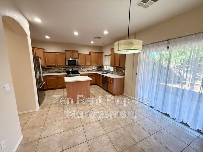 3870 S Laurel Way Chandler, AZ 85286 photo 4