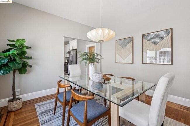 1108 Dwight Way Berkeley, CA 94702 photo 5