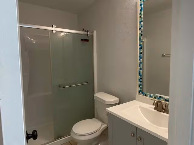 1502 Pikeview Terrace, Arlington, TX 76011 photo 5