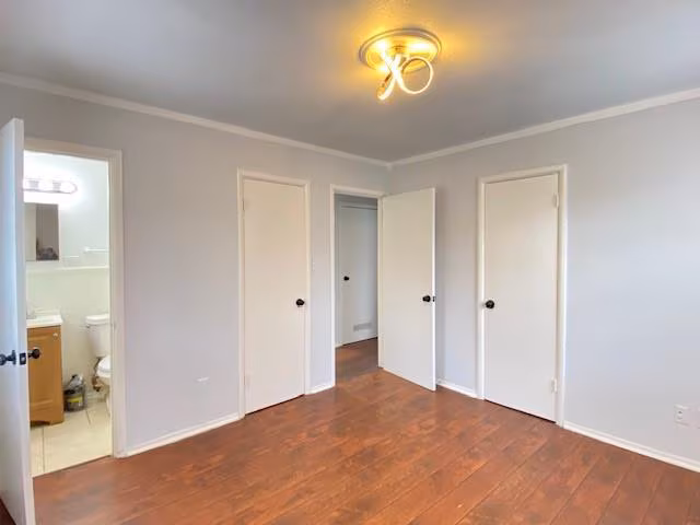 1502 Pikeview Terrace, Arlington, TX 76011 photo 4