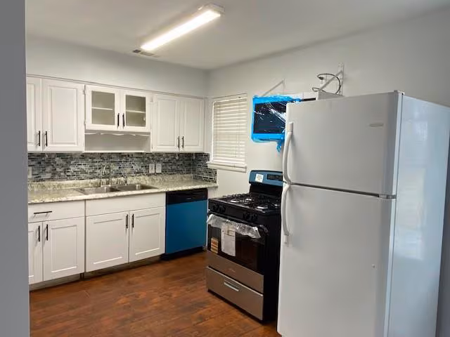 1502 Pikeview Terrace, Arlington, TX 76011 photo 3