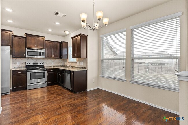 9606 Glynhill Ct Killeen, TX 76542 photo 2