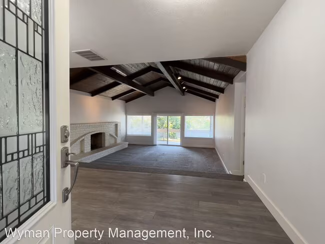 19 Inverness Dr Napa, CA 94558 photo 5