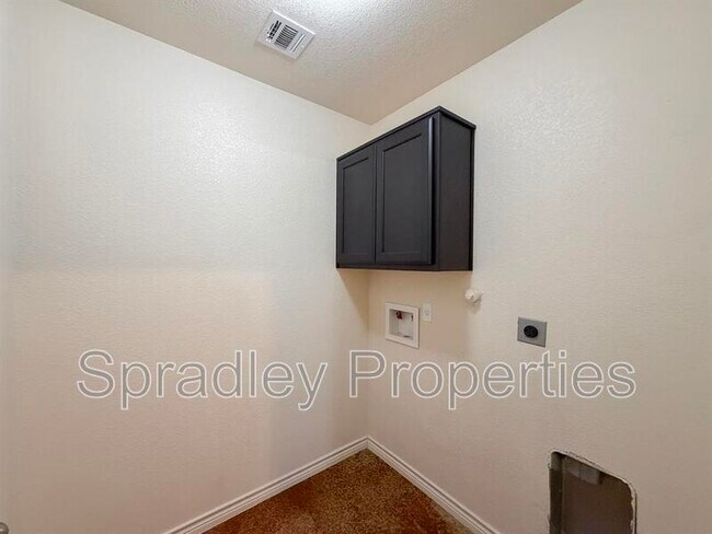 1513 Vani Ct Belton, TX 76513 photo 4