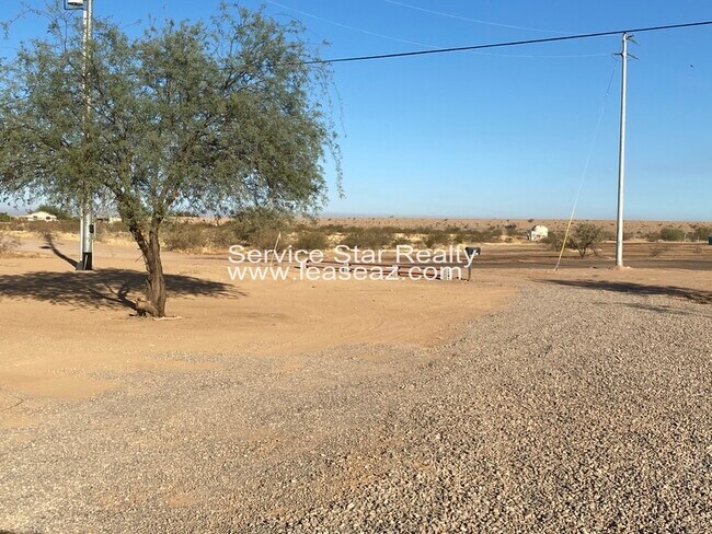 18143 W Morning Vista Ln Surprise, AZ 85387 photo 4