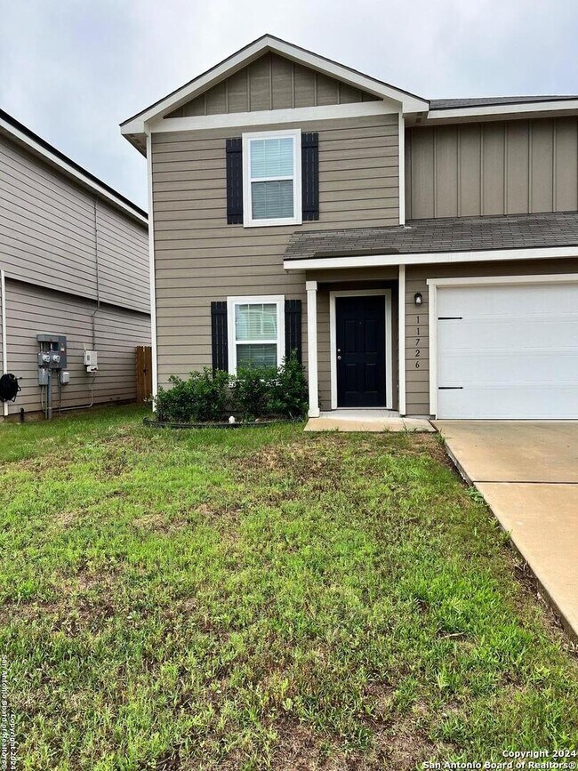 11726 Davalos Ln San Antonio, TX 78252 photo 3