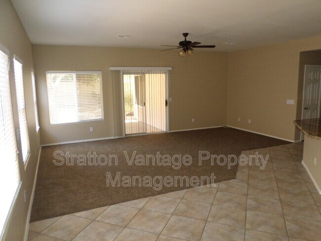 859 W Kroll Ave photo 3