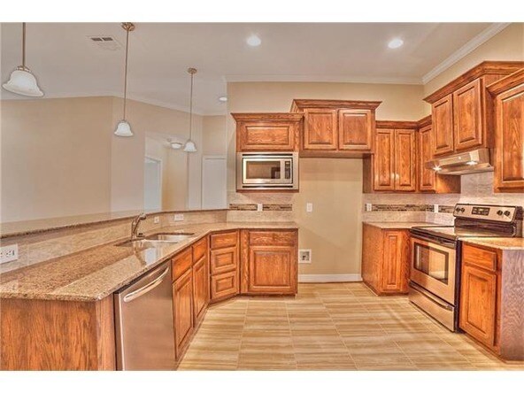 2118 Yturria Dr Belton, TX 76513 photo 4