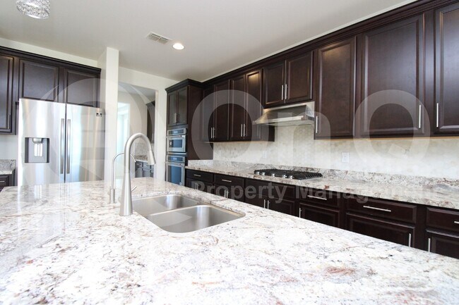 3012 W Tumbleweed Dr Phoenix, AZ 85085 photo 2