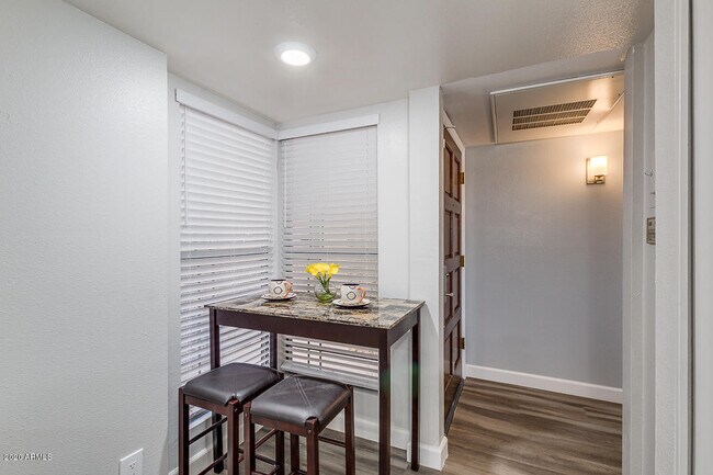 5124 N 31st Pl Phoenix, AZ 85016 photo 5