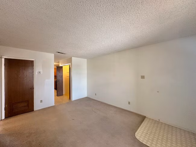 1304 Quail Cir Killeen, TX 76549 photo 4