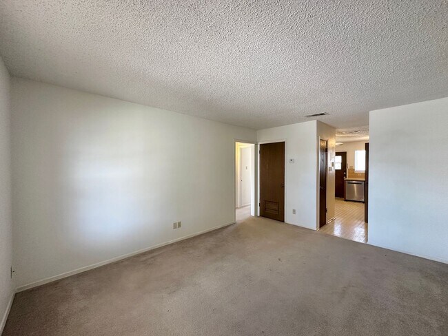 1304 Quail Cir Killeen, TX 76549 photo 2