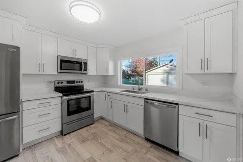 911 East 52nd Street, Tacoma, WA 98404 photo 3