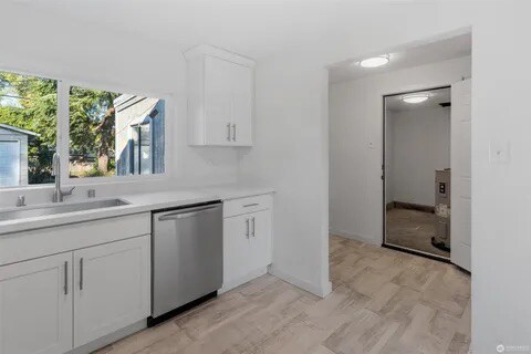 911 East 52nd Street, Tacoma, WA 98404 photo 5