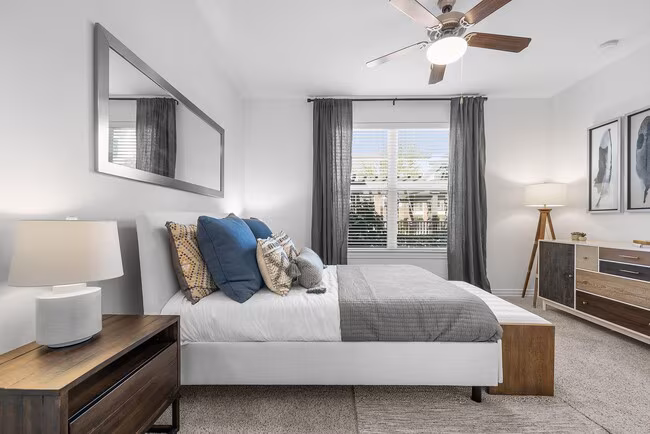 Bell Gateway Village photo 5