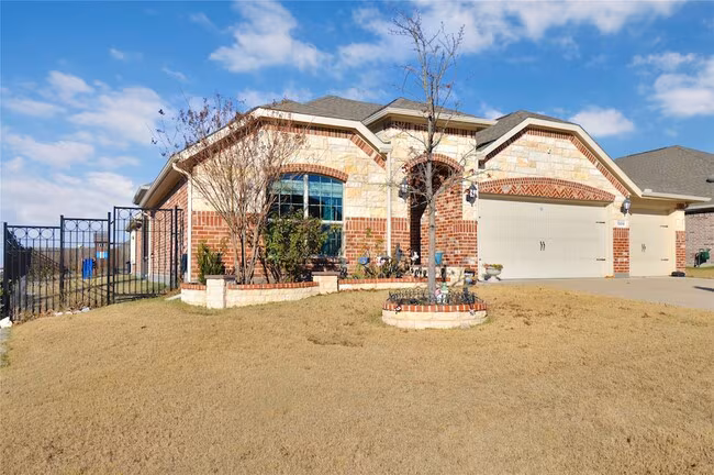 10018 Farmland Dr Frisco, TX 75035 photo 3