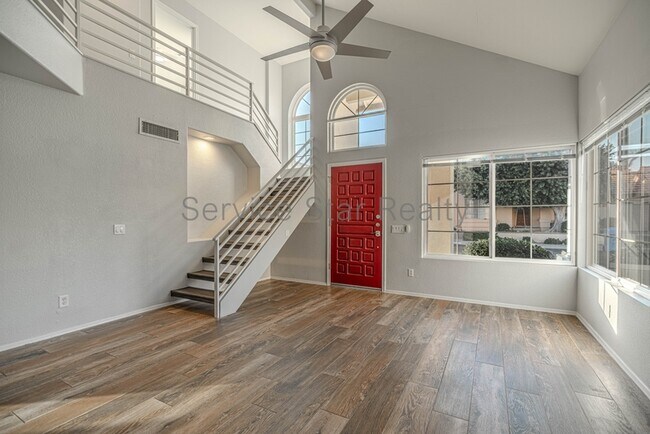 3801 E Orchid Ln Phoenix, AZ 85044 photo 4