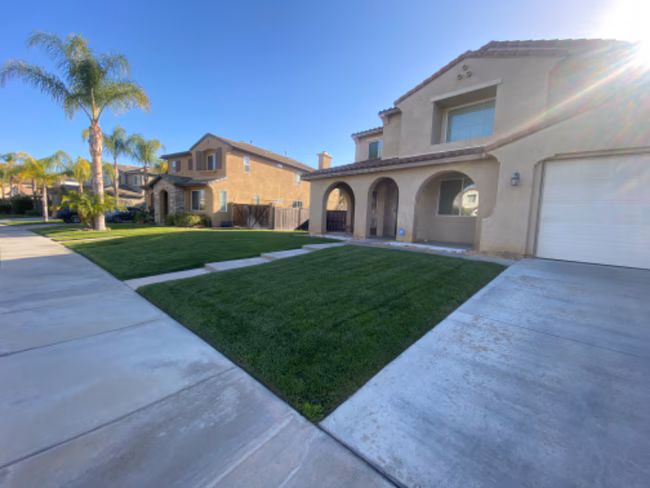23673 Kathryn St Murrieta, CA 92562 photo 2