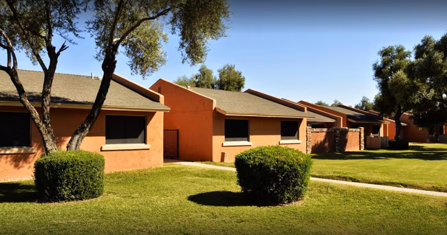 2323 S. College Ave. photo 4