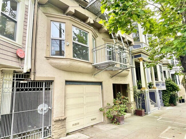 1127 Cole Street, San Francisco, CA 94117 photo 3
