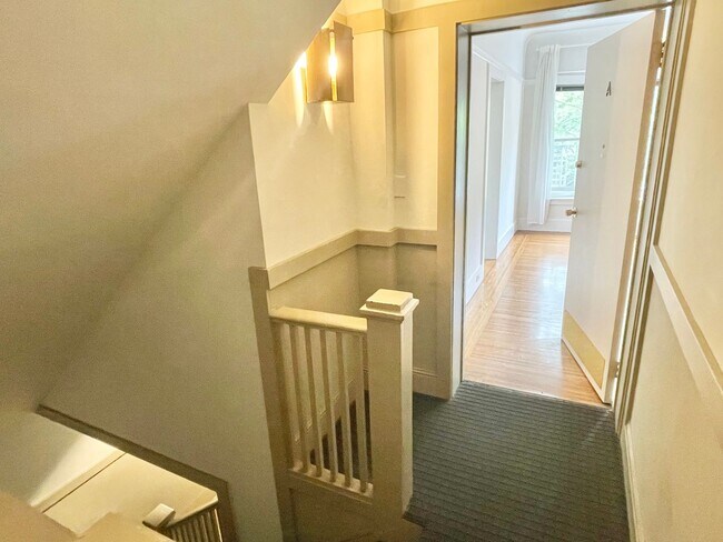 1127 Cole Street, San Francisco, CA 94117 photo 5