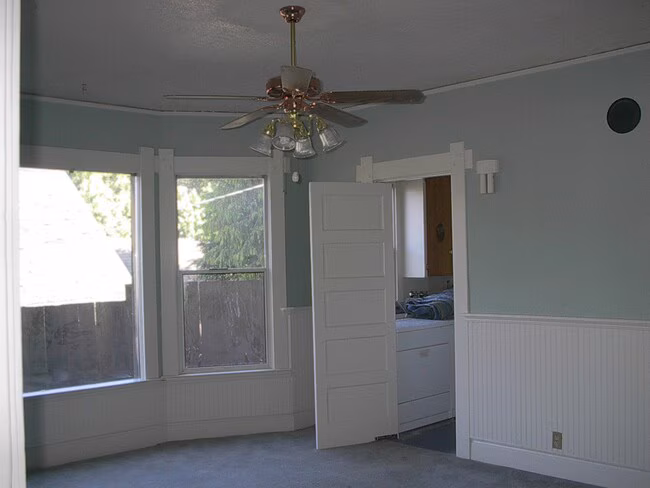 3423 Hoyt Avenue, Everett, WA 98201 photo 2