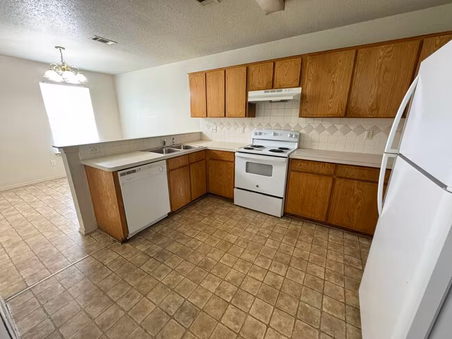 1509 Dugger Cir Killeen, TX 76543 photo 5
