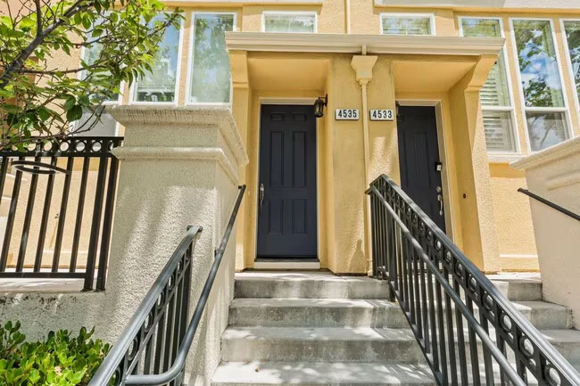4535 Lick Mill Blvd Santa Clara, CA 95054 photo 3