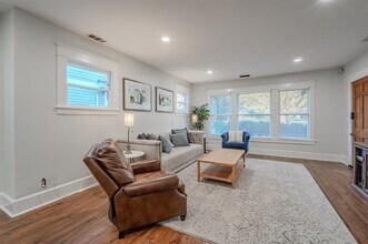 5822 Belmont Avenue, Dallas, TX 75206 photo 4