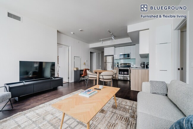288 106th Ave NE Bellevue, WA 98004 photo 3