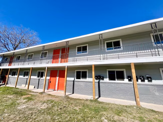 2807 Observation Dr San Antonio, TX 78227 photo 2