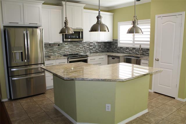 829 Dogwood Trail Aubrey, TX 76227 photo 2