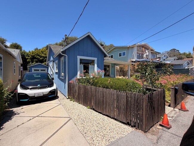212 Fanmar Way Capitola, CA 95010 photo 4
