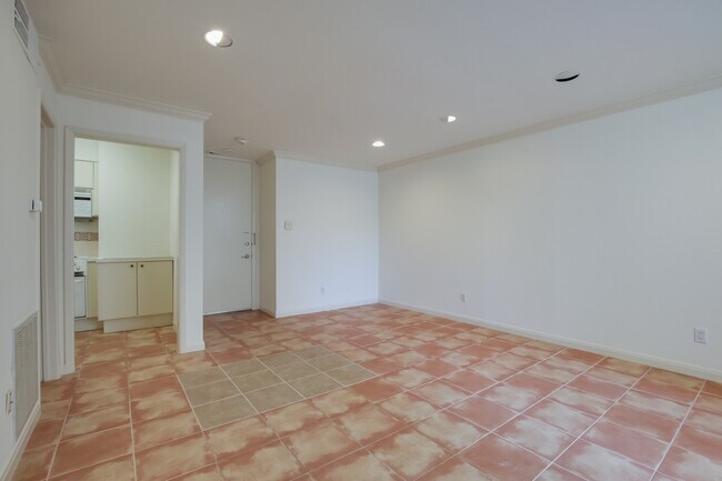 3600 Montrose Boulevard, Houston, TX 77006 photo 4