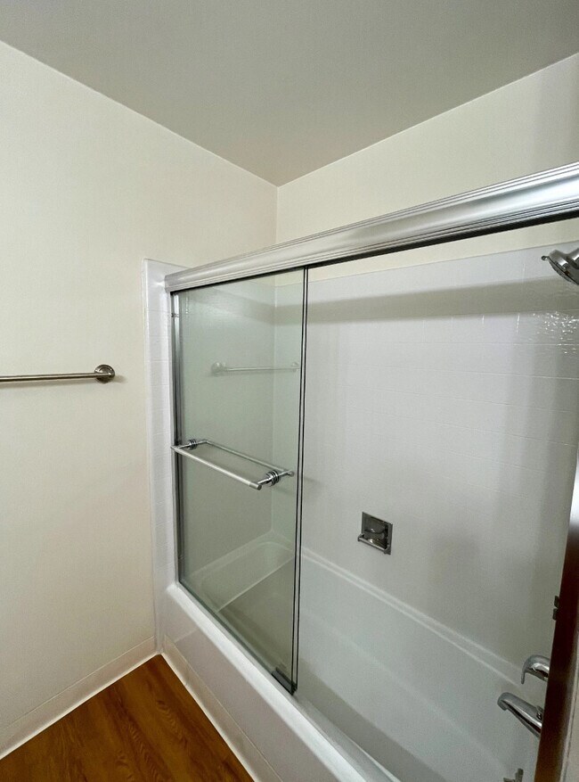 Brahms Way Apartments photo 4