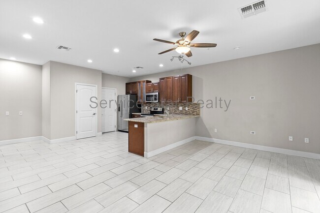 1406 W Main St Mesa, AZ 85201 photo 4