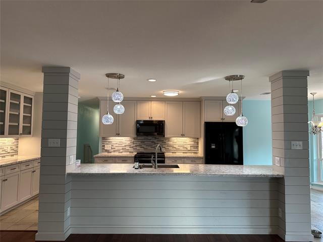 2032 Briar Trail Hurst, TX 76054 photo 3